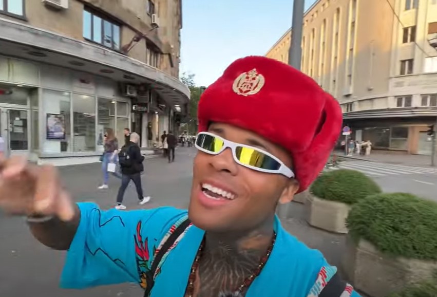 "Ovi Srbi, tako su jaki, tako otporni"... Čovek nas obožava, govori svima da dođu u Srbiju (VIDEO)