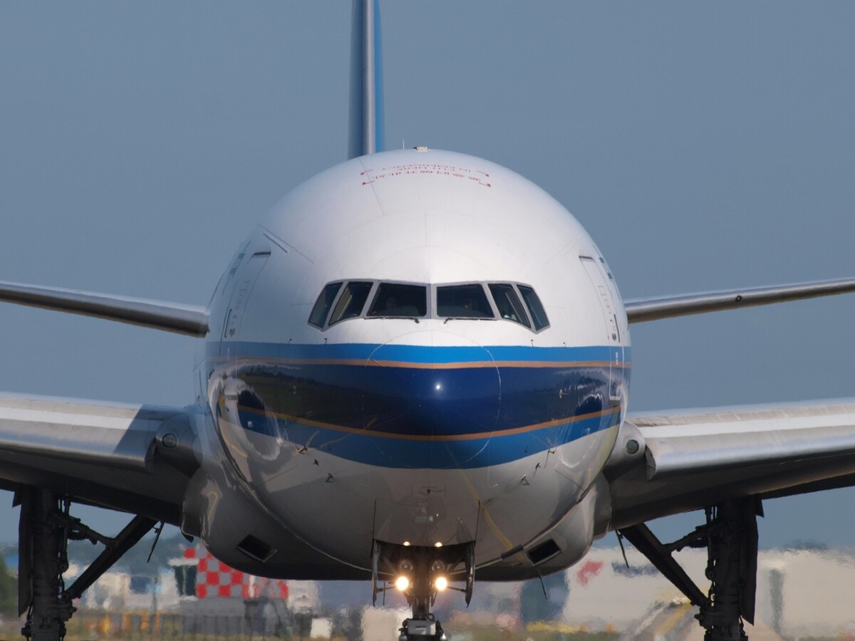 Novi problemi za Boing - Avionu otpao točak tokom poletanja