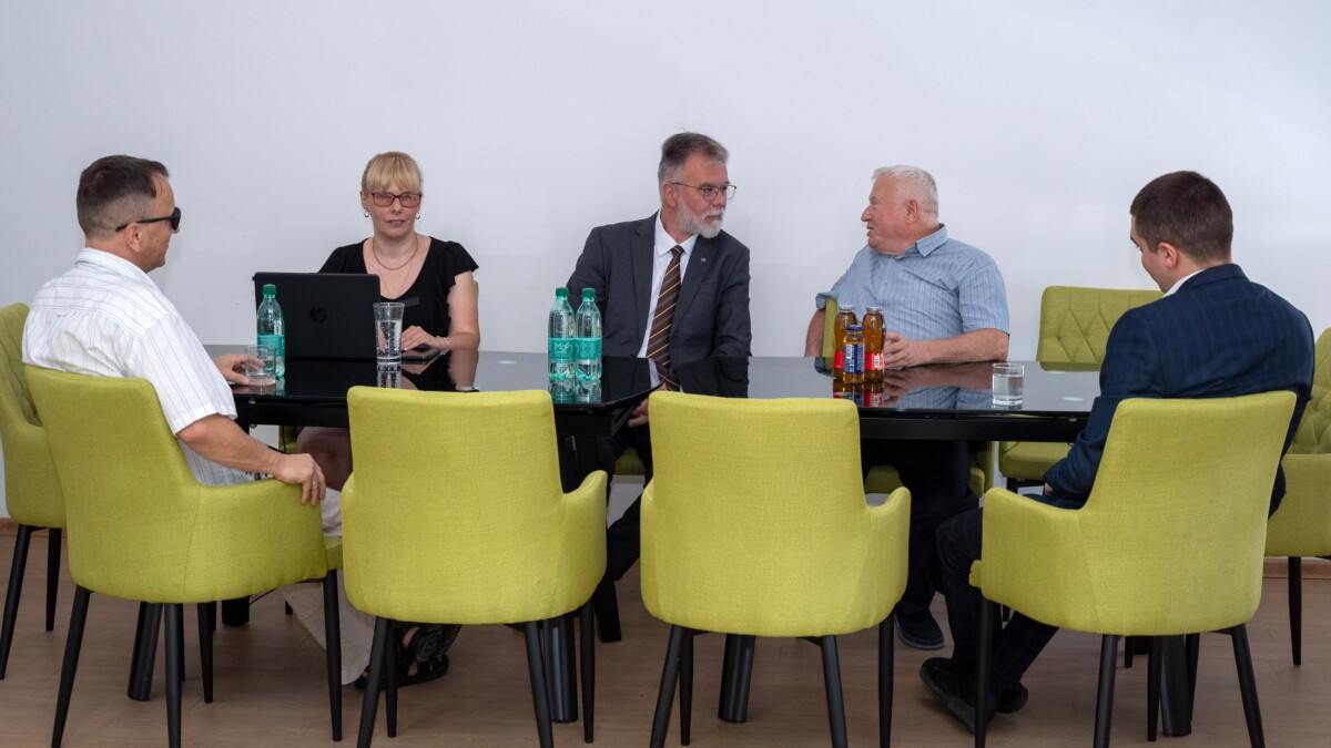 Ministar Ristić posetio Savez slepih Srbije