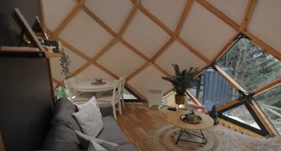 Vikendice koje oduzimaju dah - liče na egzotičnu životinju, već niču po Srbiji (VIDEO)