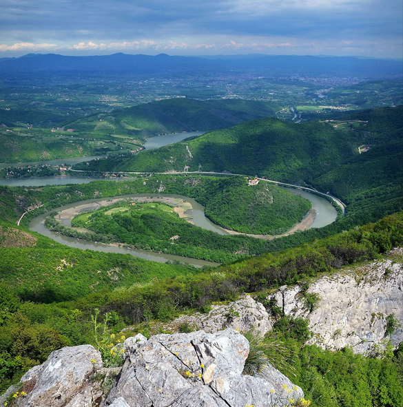 Srbija dobija jedinstvenu turističku atrakciju - Stakleni vidikovac na Kablaru otvara se u oktobru