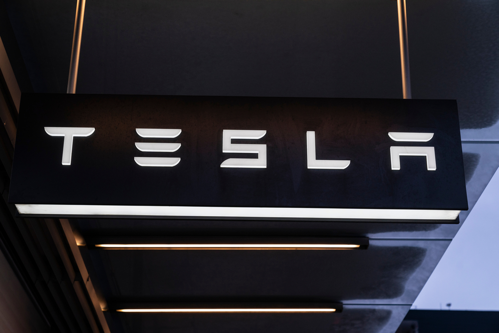 Tesla 10. oktobra predstavlja svoj robotaksi - Uskoro lansira i softver za pomoć vozačima