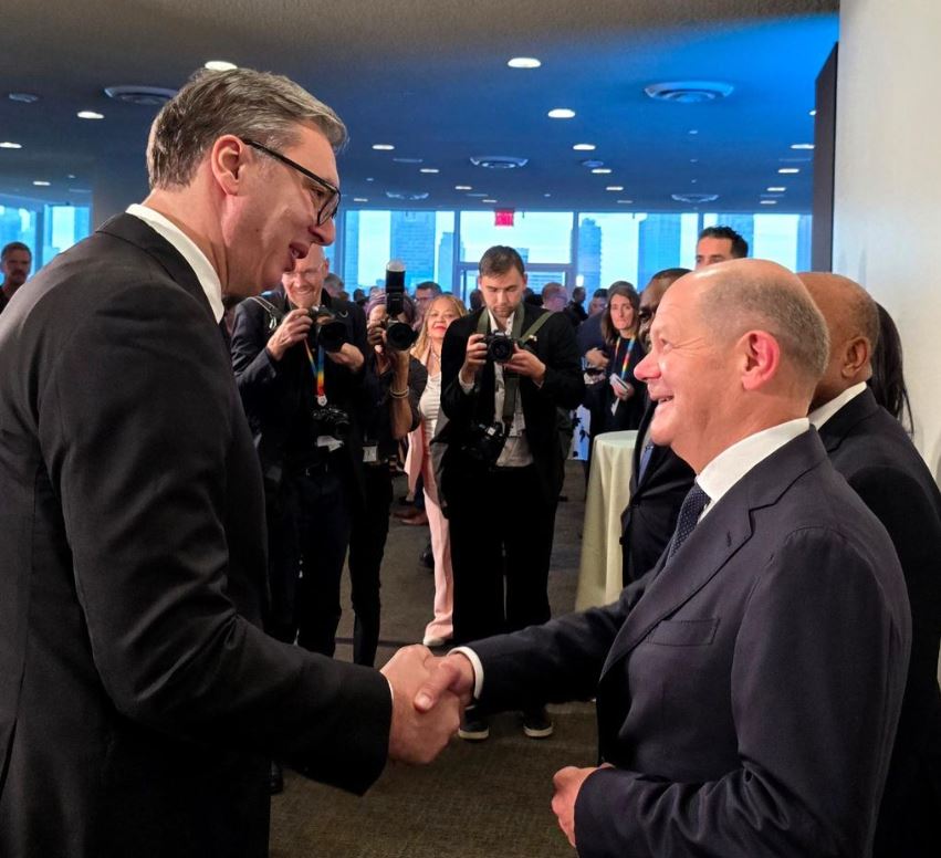 VUČIĆ SE SASTAO SA ŠOLCOM Predsednik Srbije obavio važan razgovor sa nemačkim kancelarom