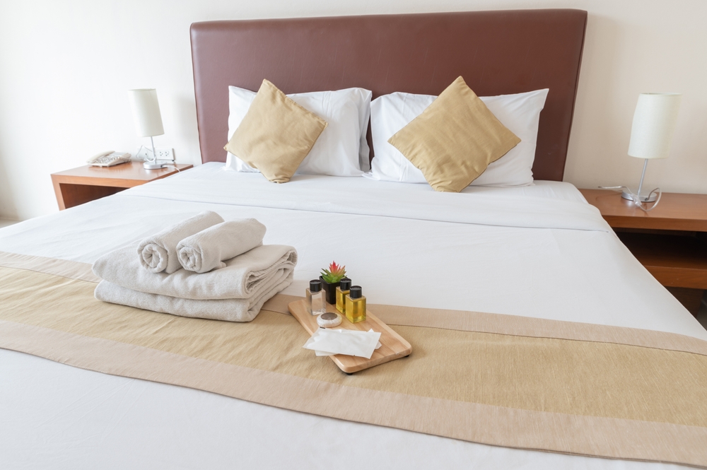 "SUVENIRI" IZ HOTELSKE SOBE  Šta možete poneti sa sobom, a za šta vas mogu optužiti za krađu