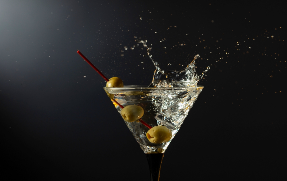 I DŽEJMS BOND BI RAZMISLIO  Da li ste za martini od 13.000 dolara?