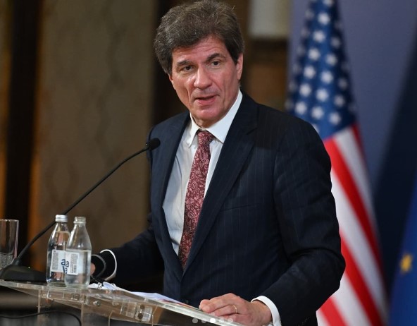 INVESTICIONI REJTING OD IZUZETNOG ZNAČAJA Srbija ključni partner Amerike u regionu
