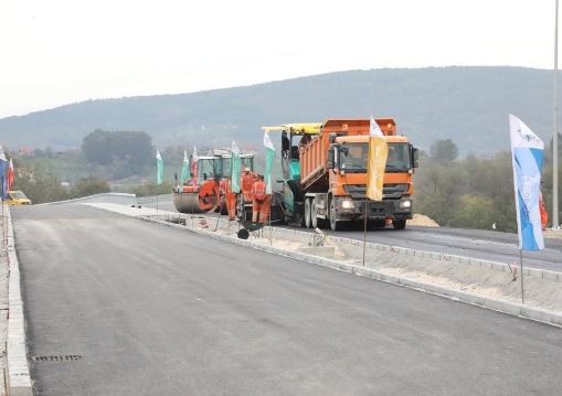 PLANOVI ZA RAZVIJANJE AUTO-PUTA U SRBIJI Do Vidovdana 2025. gotova biće deonica Pakovraće-Požega