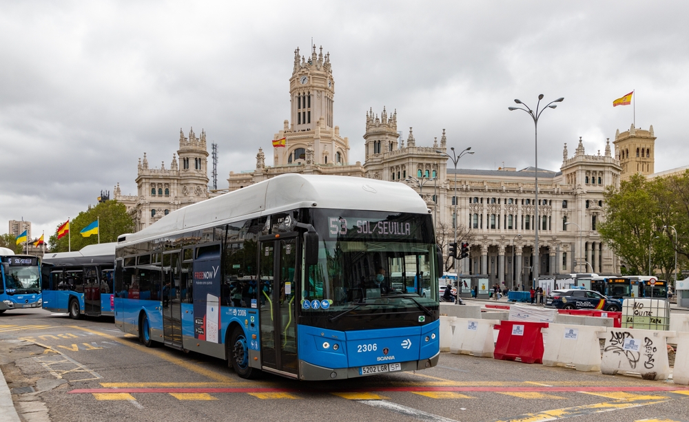 HAOS PRETI DA IH PARALIŠE Sve staje – autobusi ne saobraćaju, najava totalnog kolapsa