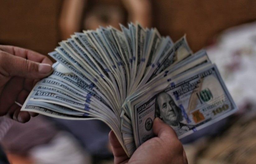 Groznica AI na Volstritu - Amerikanci gomilaju stotine milijardi