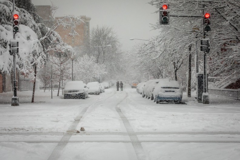Gužve na svim putnim pravcima u Srbiji