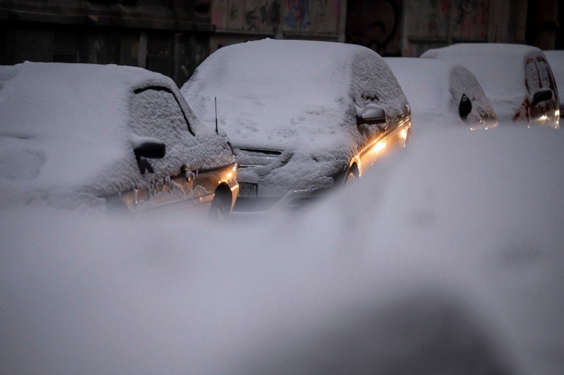 Zima kakvu ne možete ni da zamislite - Ovo su "snežni rekorderi" (VIDEO)