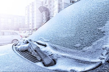 Polovan košta oko 1.500 evra - ko vozi ovu legendu, nema brige na snegu