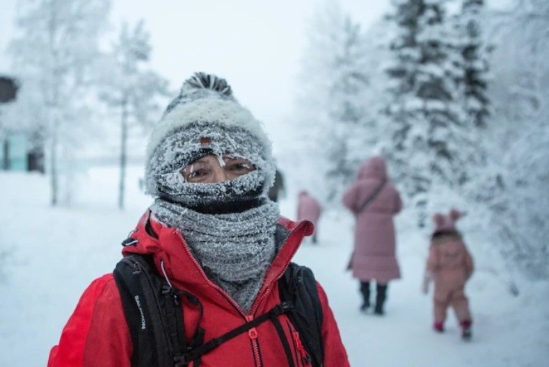 Ledeni pakao u Evropi - Turisti zarobljeni, škole zatvorene, saobraćaj kolabirao (FOTO)