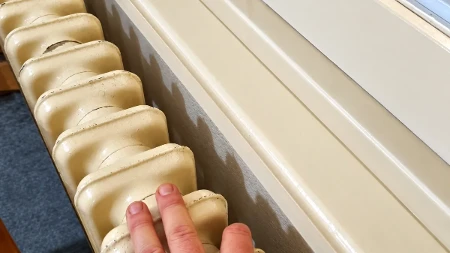 Grejna sezona počinje za četiri dana - ako radijator ne greje, postoji 4 razloga za to