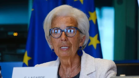 Dužnička kriza drma Francusku - Lagard umanjila očekivanja podrške ECB 