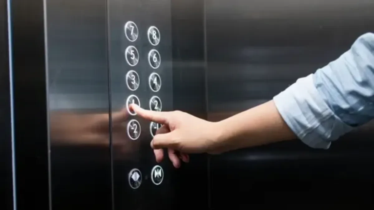 Najstariji lift u Beogradu ima 91 godinu - majstora i rezervnih delova sve je manje