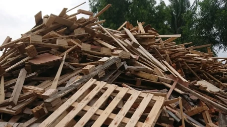 Srbi ih bacaju, a zarada može biti ogromna - prodaja polovnih paleta je veoma unosan biznis