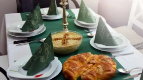 Koliko ove godine košta slava za 20 gostiju? Za mrsnu trpezu treba izdvojiti i do 50.000 dinara