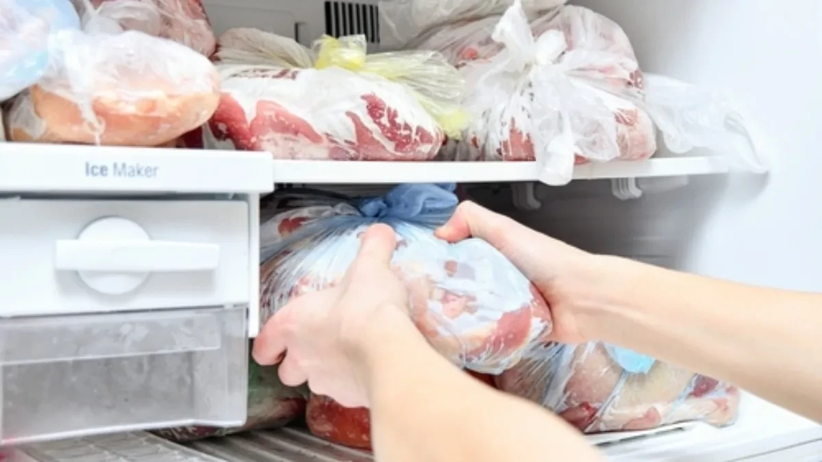 Cene mesa i suhomesnatog pred zimu - koliko koštaju svinjetina, slanina i domaće kobasice
