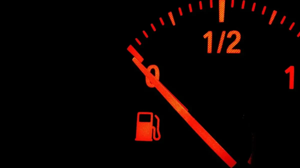Pri kojoj brzini automobil troši najmanje goriva? Odgovor bi mogao da iznenadi vozače