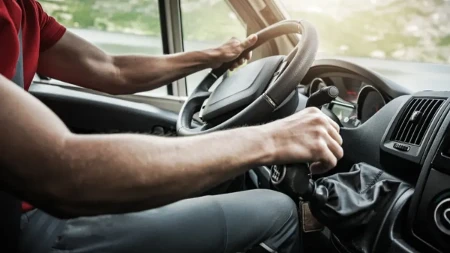 Šest znakova mogu otkriti da je menjač automobila pred kvarom - popravka može skupo da vas košta
