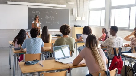 17 godina bila na bolovanju, a primala platu - Nemačka nastavnica osumnjičena za prevaru od 248.000 evra