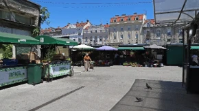 Jedno voće poskupelo uprkos punim tezgama, a drugo se prodaje jeftinije - šta se dešava na pijacama