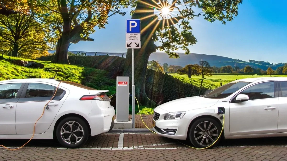 Gorivo sve skuplje, električni automobili sve privlačniji - prodaja u EU skočila 45 odsto