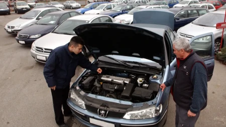 Obratite pažnju kad kupujete polovni automobil - Ova rečenica u oglasu treba odmah da vam bude alarm