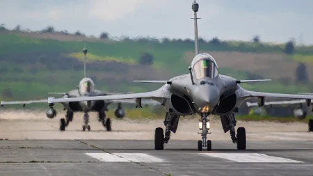 Grčka uložila milijarde dolara - masovno kupuje američke avione i napredne rakete