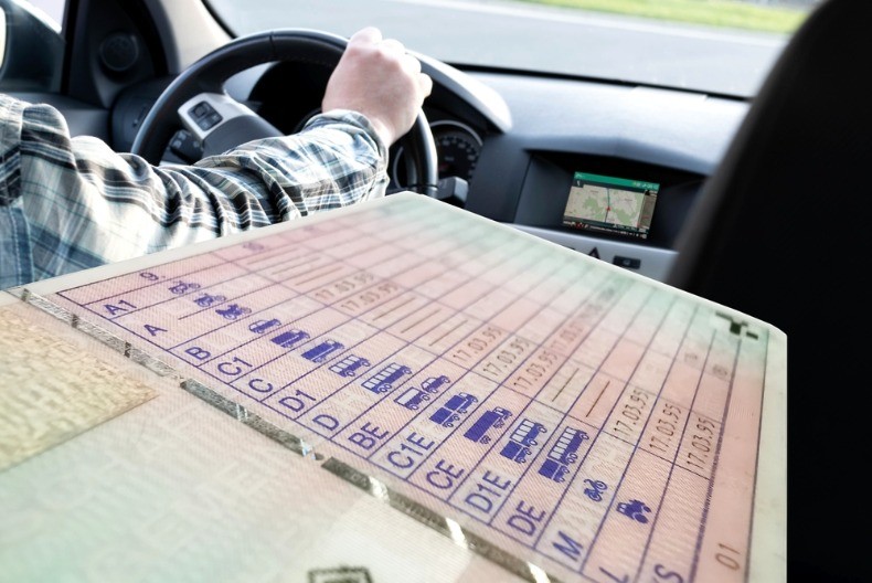 Postoji rok, ko ga ne ispoštuje, kazne su velike - ovi vozači će morati da zamene vozačke