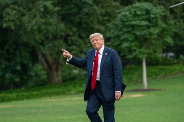 Nije 10, sada je 15 odsto - Tramp povećava namet celom svetu