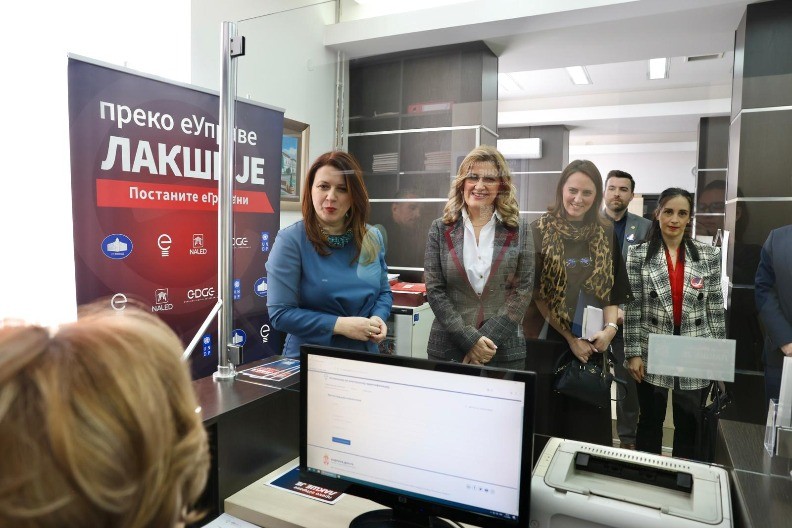 Elektronske usluge sve dostupnije građanima Ćuprije