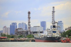 "Ormuski moreuz ostaje otvoren za sve, osim za neprijatelje"