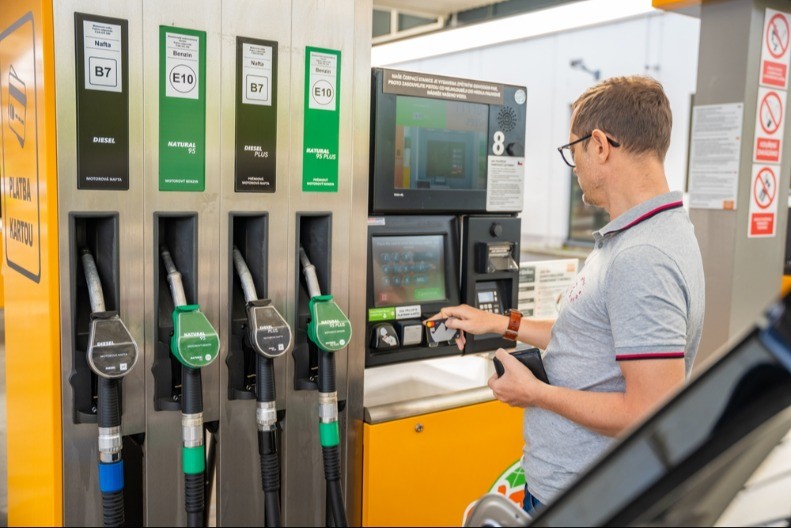 Evropa je spremna - rast cena goriva tera vozače da se okrenu električnim automobilima