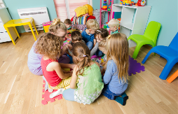 Počinje zakazivanje termina za testiranje i upis dece u prvi razred preko eUprave