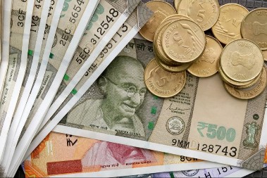 Rekordan pad indijske valute - očekuje se potres i u ostalim azijskim zemljama  