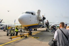 Izbegnite neprijatnosti, kazne, pa čak i zatvor - nekoliko stvari koje nikada ne bi trebalo da radite u avionu