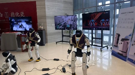 Vučić najavio: "Za Vidovdan ćemo imati prve robote proizvedene u Srbiji"