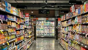 Pojačane kontrole pred praznike u Hrvatskoj - inspektori ulaze u radnje kao kupci