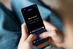 Digitalna revolucija ili energetski luksuz? Čet Dži-Pi-Ti troši neverovatne količine struje