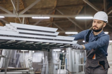 Energetski kolaps, ali to nije sve - rat u Iran donosi opasnost od nestašice i ključnog metala