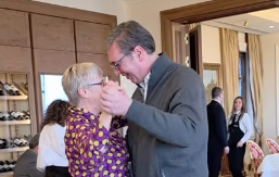 Predsednik Srbije čestitao ženama 8. mart: "Hvala što toliko volite našu Srbiju"