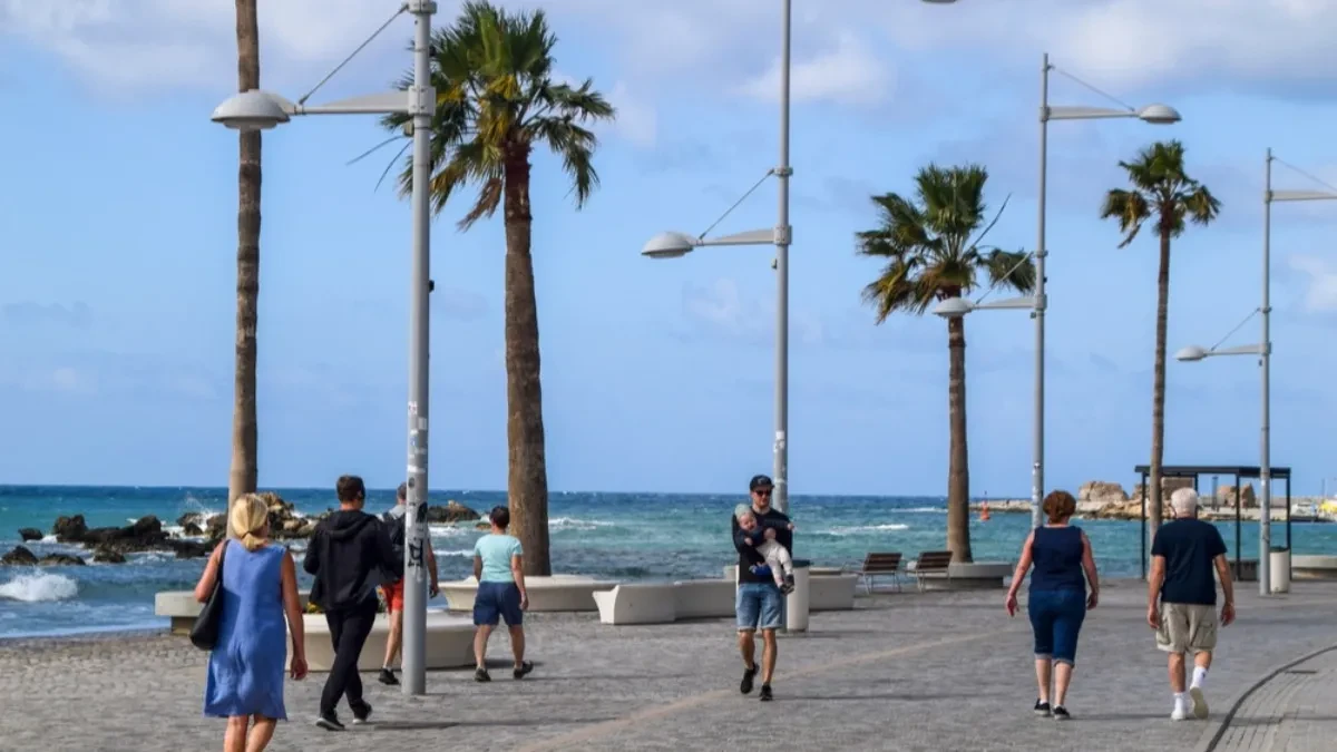 Strah menja rute, hoteli ostaju prazni - turisti masovno odustaju od Kipra