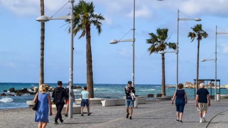 Strah menja rute, hoteli ostaju prazni - turisti masovno odustaju od Kipra
