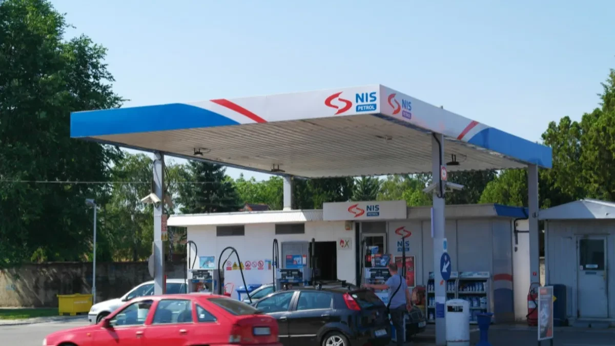 Pri kraju pregovori o ugovoru za NIS, MOL u utorak dolazi na razgovor s Vladom Srbije