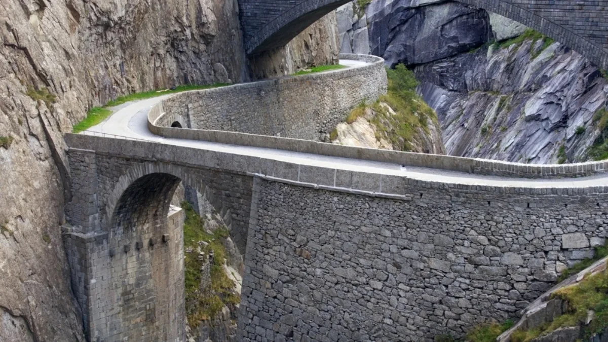 Ne zovu ga slučajno "Đavolji most" - bio je pakao napraviti ga (VIDEO)