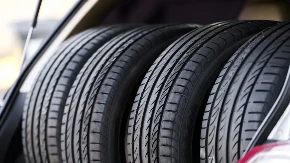 Tajna crnih guma za automobile - bile su bele a onda se pojavio materijal koji je sve promenio 