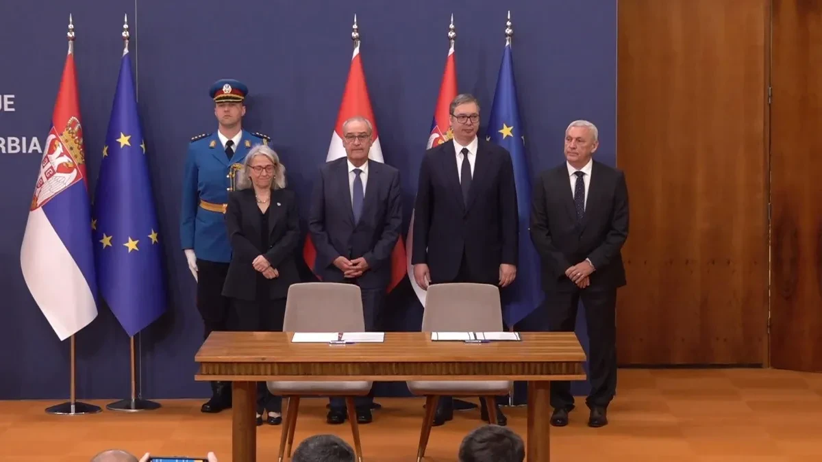 Vučić "Još nešto manje od mesec dana do kada bi trebalo da se zaključi ugovor za NIS"