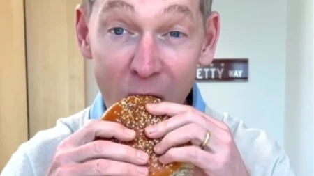 "Moja mama je kriva za sve" - konačno se oglasio šef Mekdonalsa povodom katastrofalnog nastupa